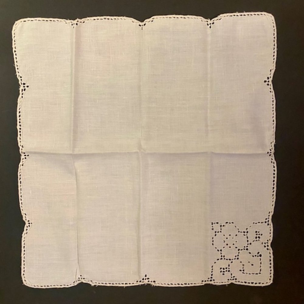 Linen Napkins Set of Five Very Vintage 1930s Ecru Ivory Pulled Thread Embroidery